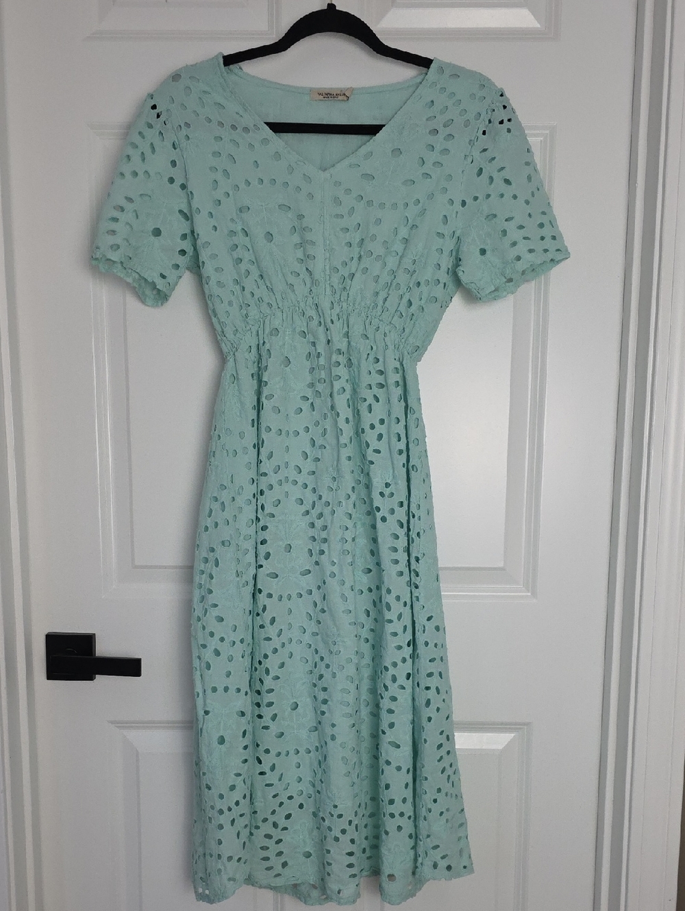 Valentina Naldi Aqua/Mint Embroidered Eyelet V-Neck Midi Dress Elasticized Waist